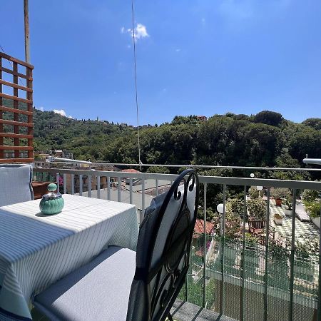 VAL DI SOLE- VISTA MARE- VISTA COLLINA-Wifi 100MG - TV 5 POSTI LETTI Apartment Rapallo Exterior foto